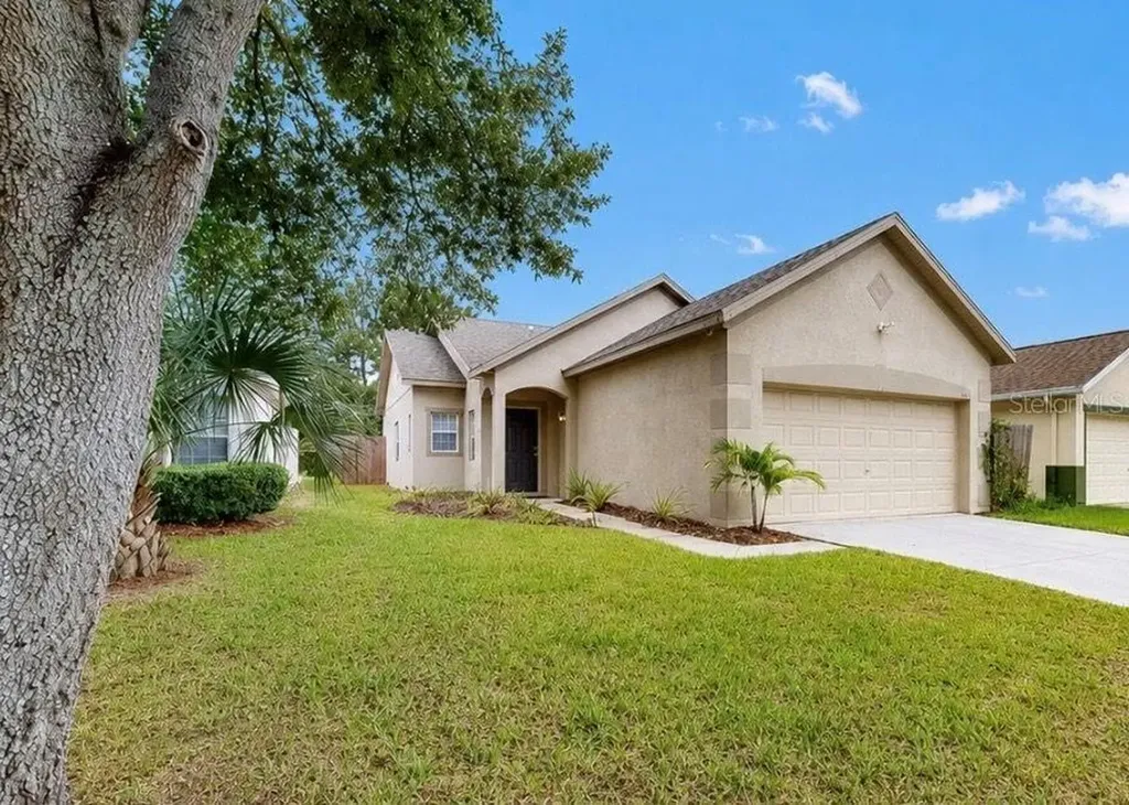 7853 Bristol Park Drive Apollo Beach FL 33572