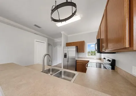 7853 Bristol Park Drive Apollo Beach FL 33572