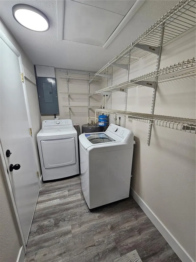 4843 Camphor Avenue Sarasota FL 34231