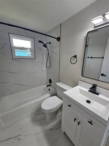 4843 Camphor Avenue Sarasota FL 34231