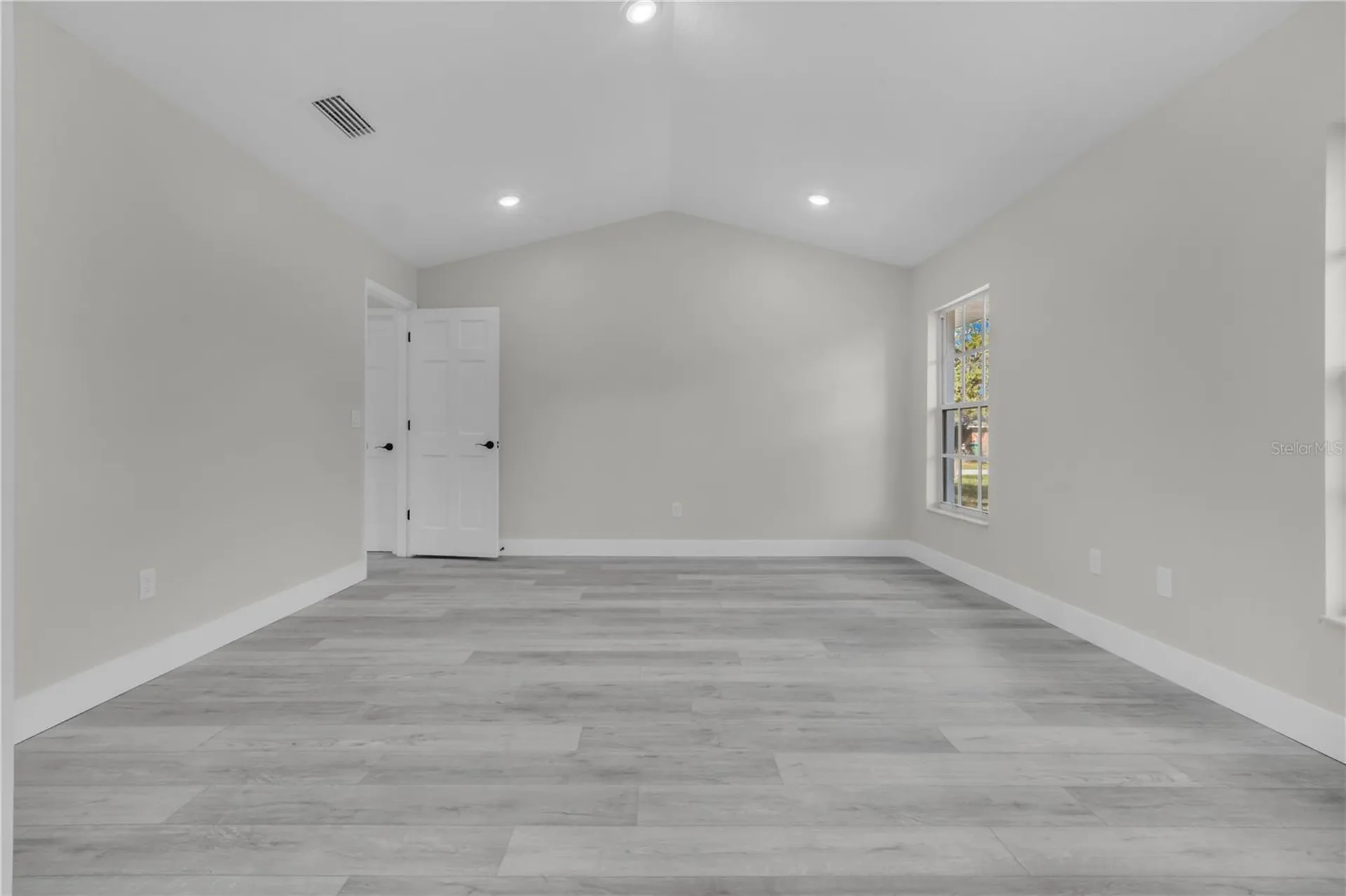 1812 Corolla Court Deltona FL 32738