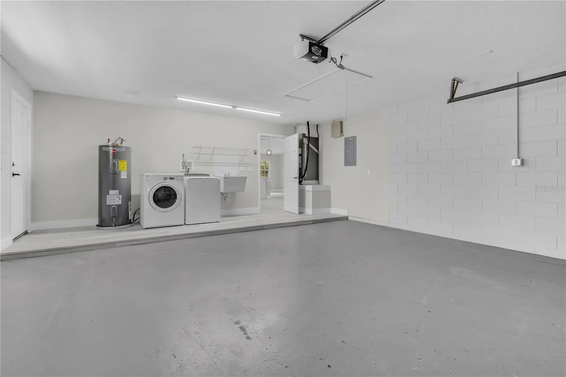 1812 Corolla Court Deltona FL 32738