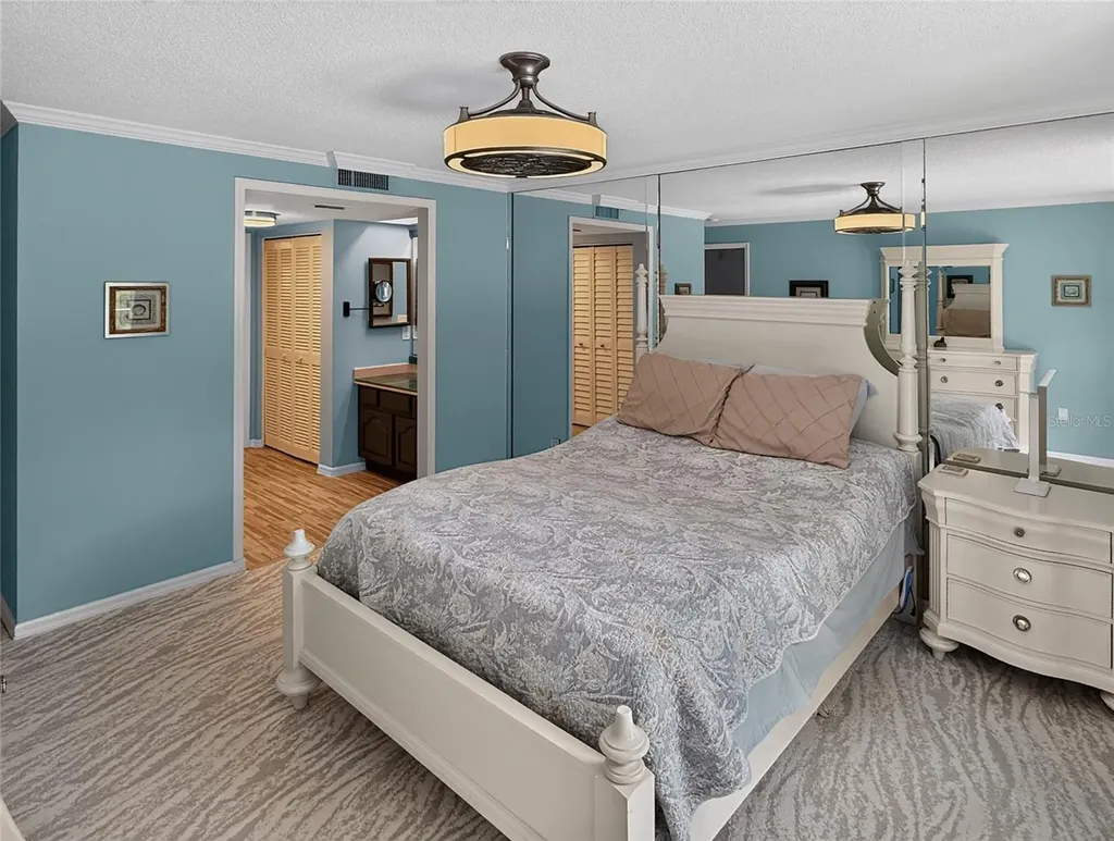2836 Countryside Boulevard Clearwater FL 33761