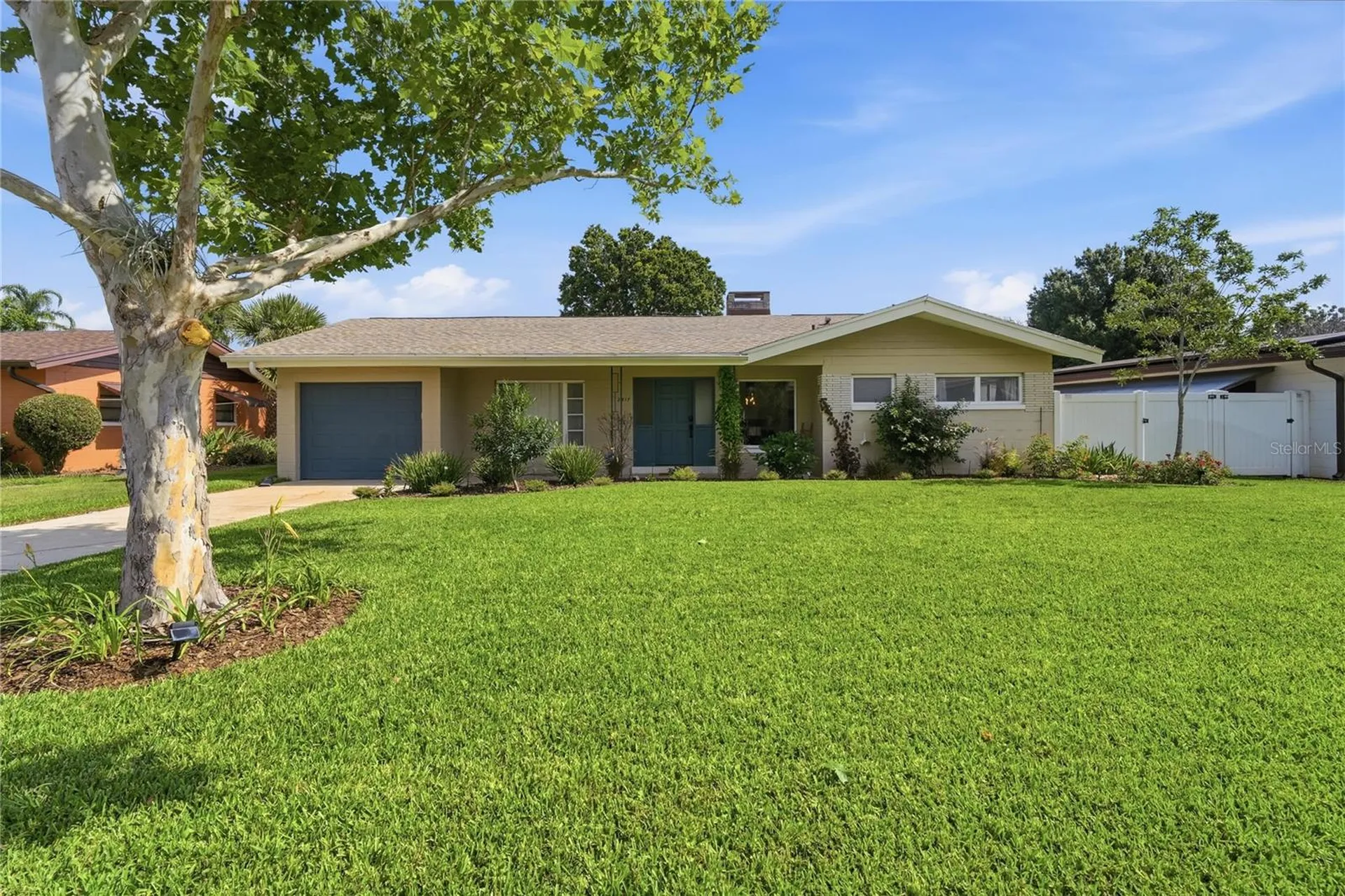 2817 Flowertree Road Orlando FL 32812