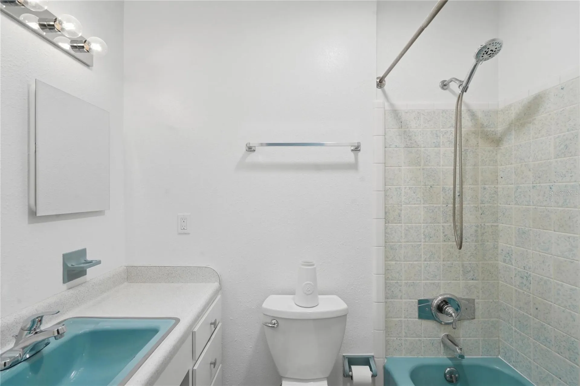 2817 Flowertree Road Orlando FL 32812