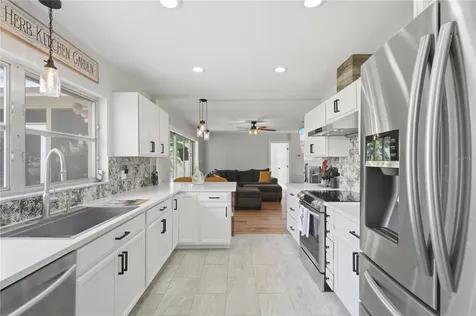 2817 Flowertree Road Orlando FL 32812
