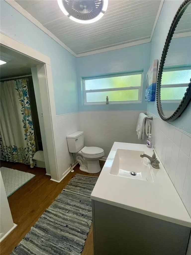 2513 8th Avenue W Bradenton FL 34205