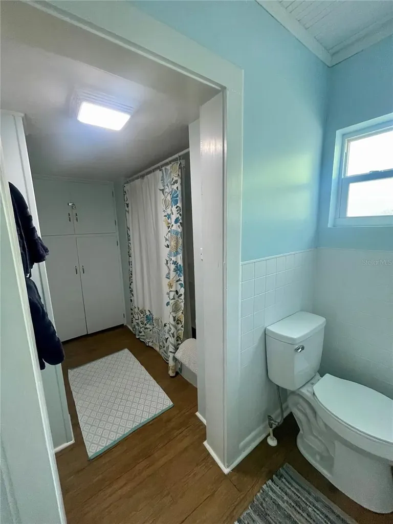 2513 8th Avenue W Bradenton FL 34205