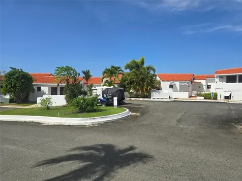 Cluster 2, 40-b Cluster 2, Rio Mar Rio Grande PR 00745