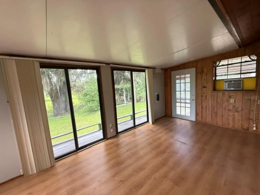 5890 SE 145th Street Summerfield FL 34491