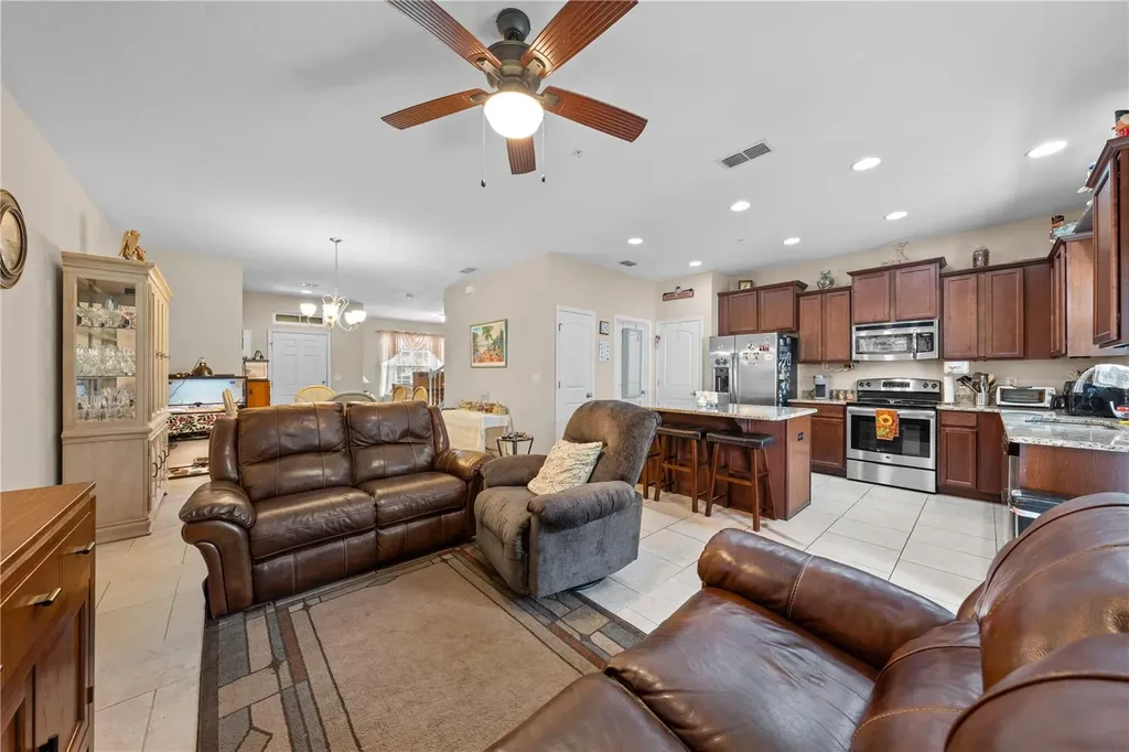 4811 Nathan Hale Boulevard St Cloud FL 34769
