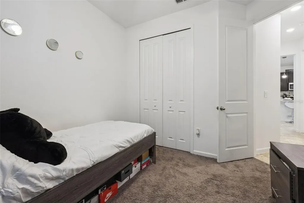 31736 Broadwater Avenue Leesburg FL 34748