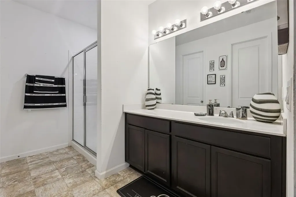 31736 Broadwater Avenue Leesburg FL 34748