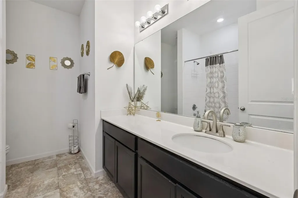 31736 Broadwater Avenue Leesburg FL 34748