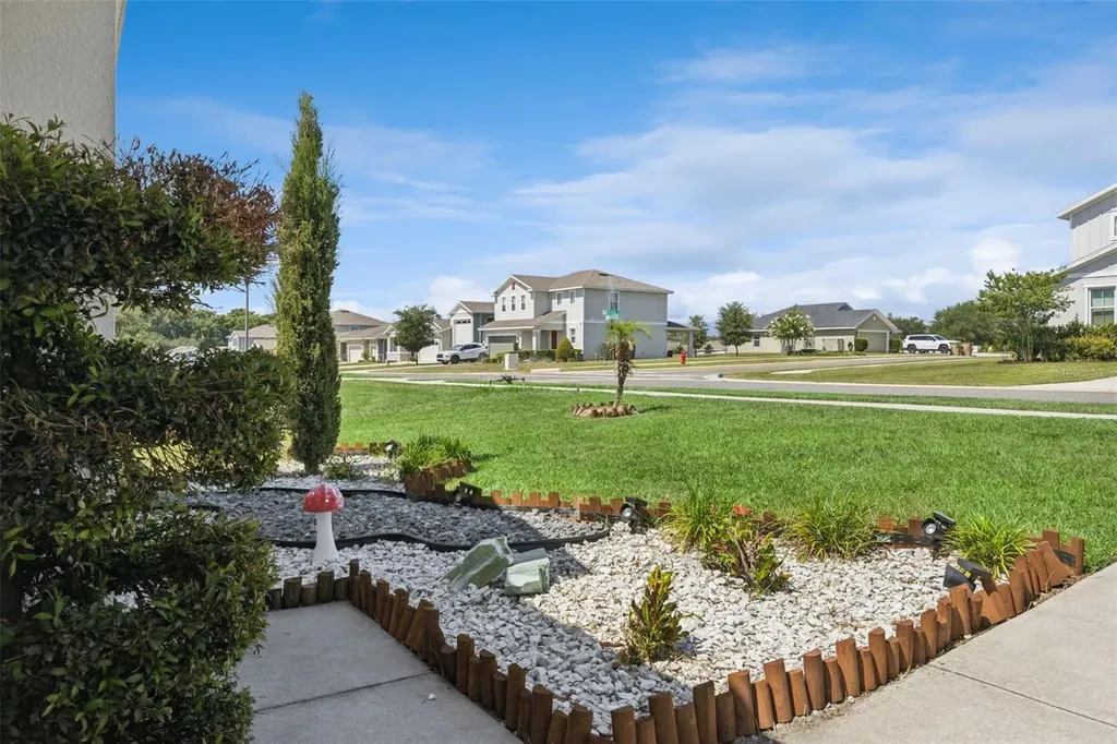 31736 Broadwater Avenue Leesburg FL 34748