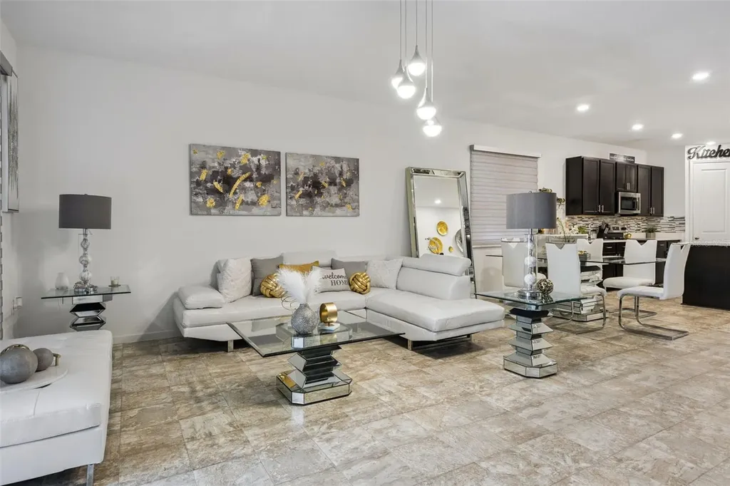 31736 Broadwater Avenue Leesburg FL 34748