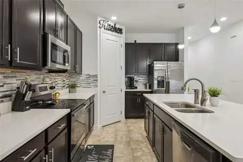 31736 Broadwater Avenue Leesburg FL 34748