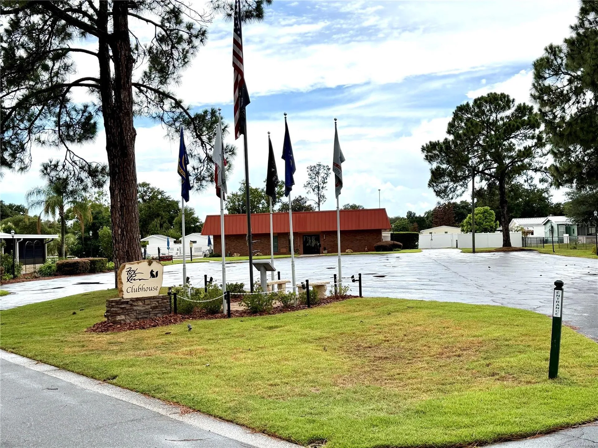 3014 Rainbow Road Tavares FL 32778