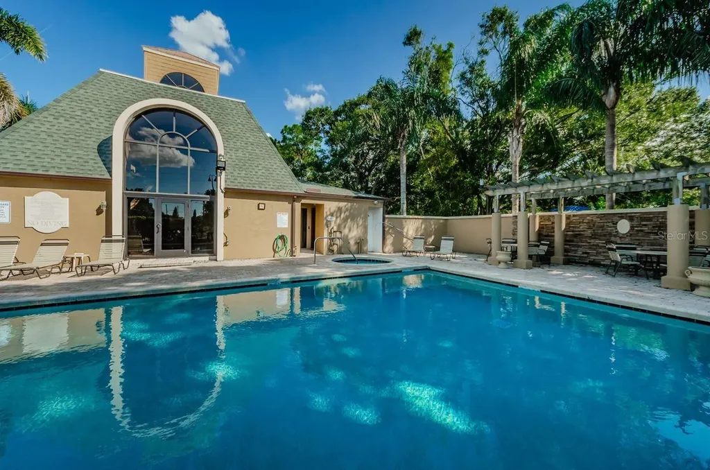 10195 Sailwinds Boulevard N Largo FL 33773