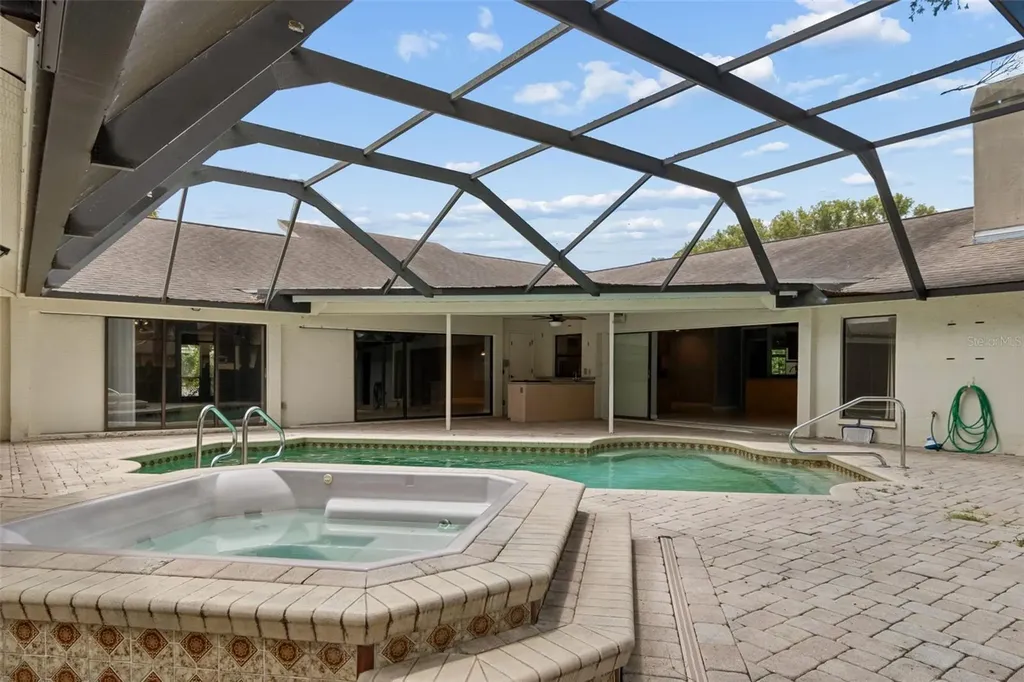 2668 Montague Court W Clearwater FL 33761