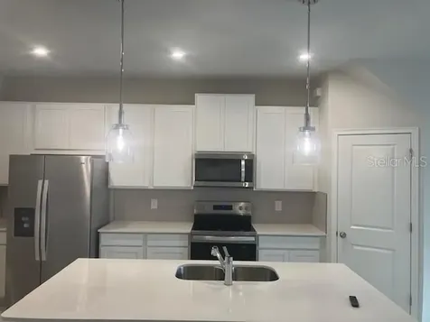 3270 Timber Crossing Avenue Brandon FL 33511