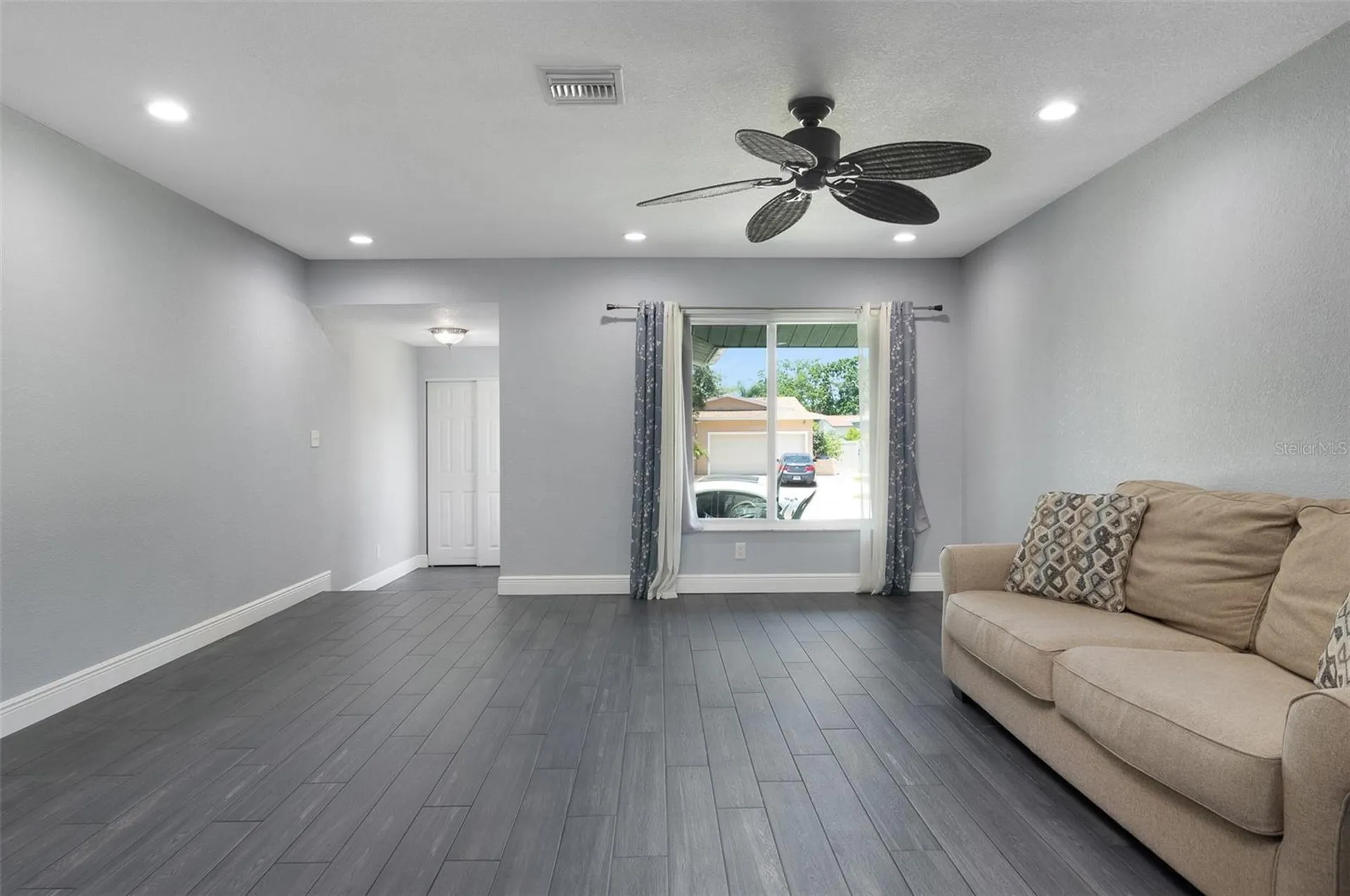 5923 19th Street NE St Petersburg FL 33703
