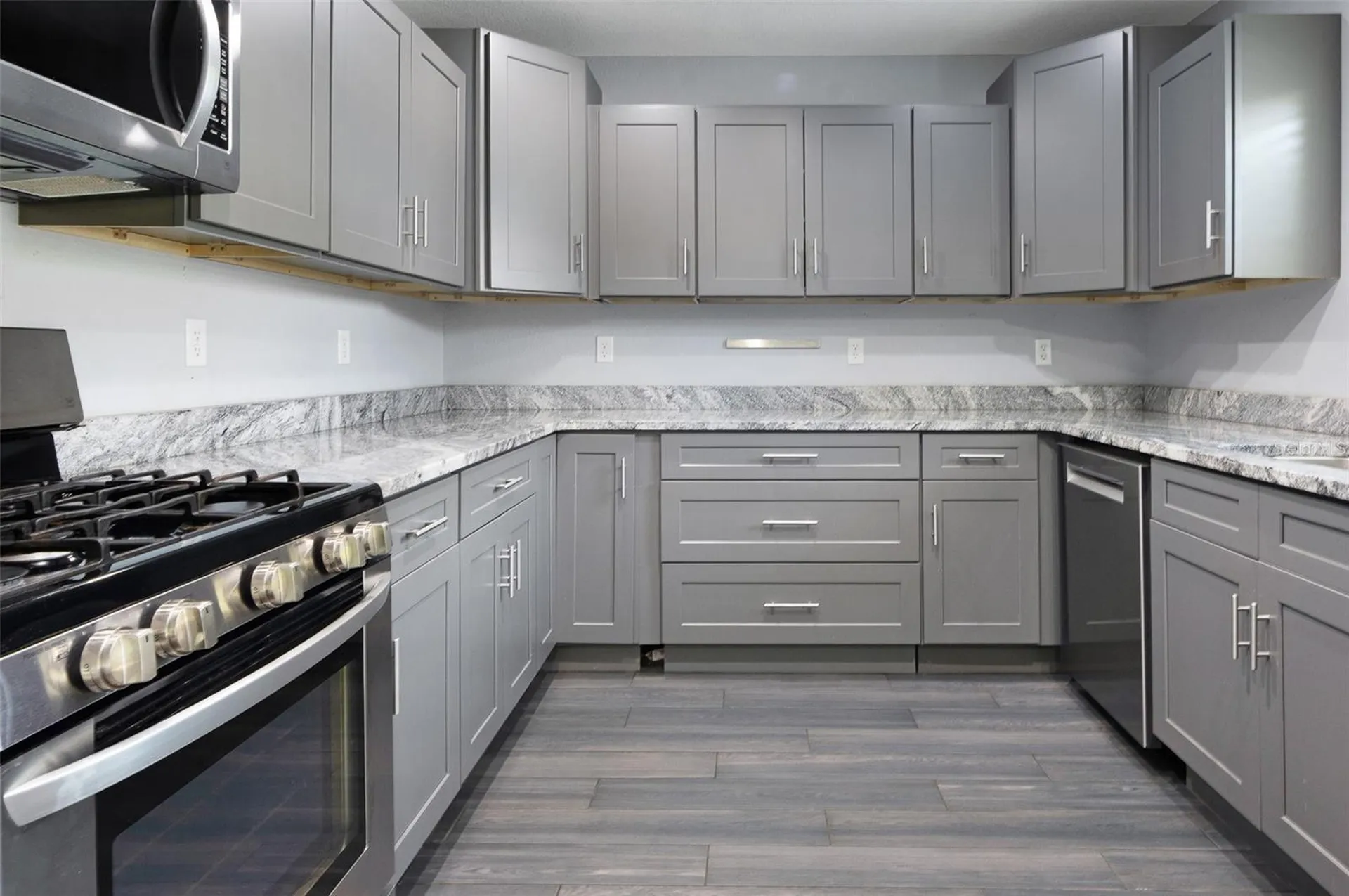 5923 19th Street NE St Petersburg FL 33703