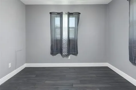 5923 19th Street NE St Petersburg FL 33703