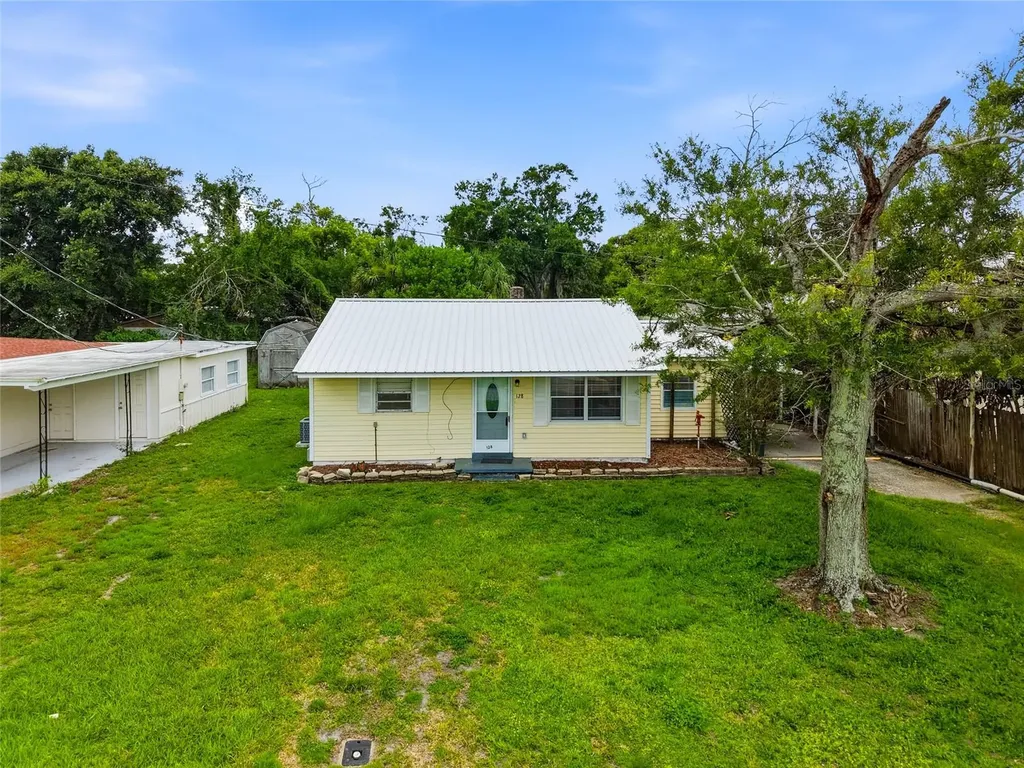 128 NW 10th Drive Mulberry FL 33860