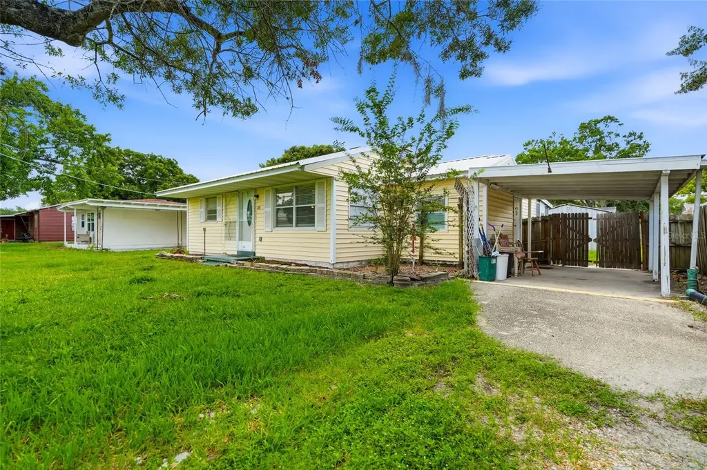 128 NW 10th Drive Mulberry FL 33860
