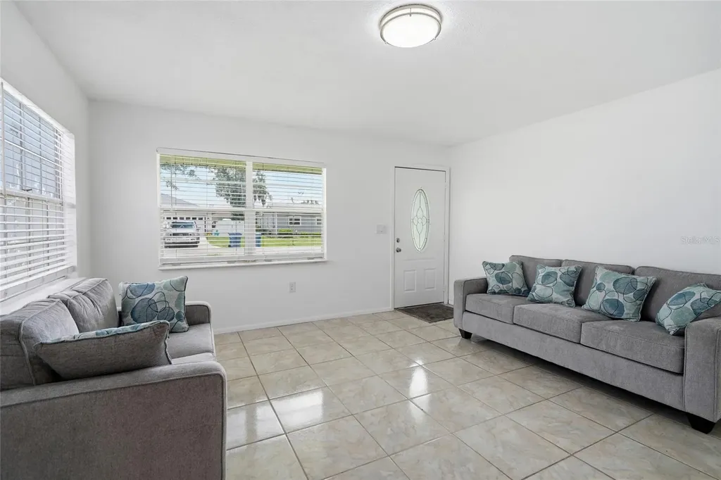 128 NW 10th Drive Mulberry FL 33860