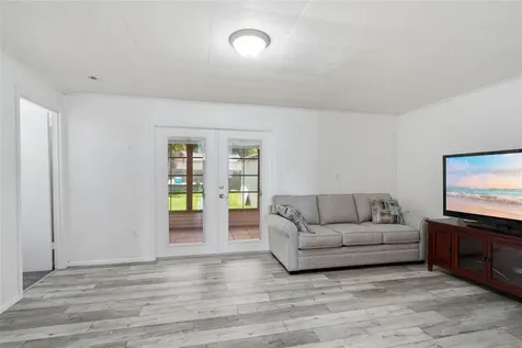 128 NW 10th Drive Mulberry FL 33860