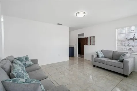 128 NW 10th Drive Mulberry FL 33860