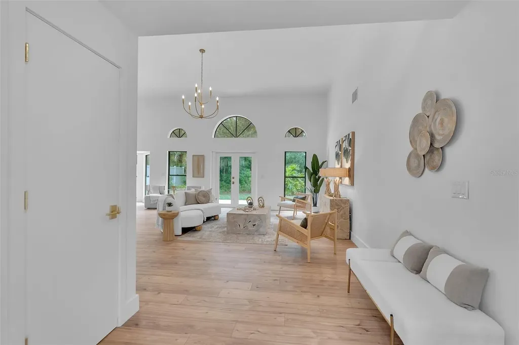 1005 Greystone Lane Sarasota FL 34232