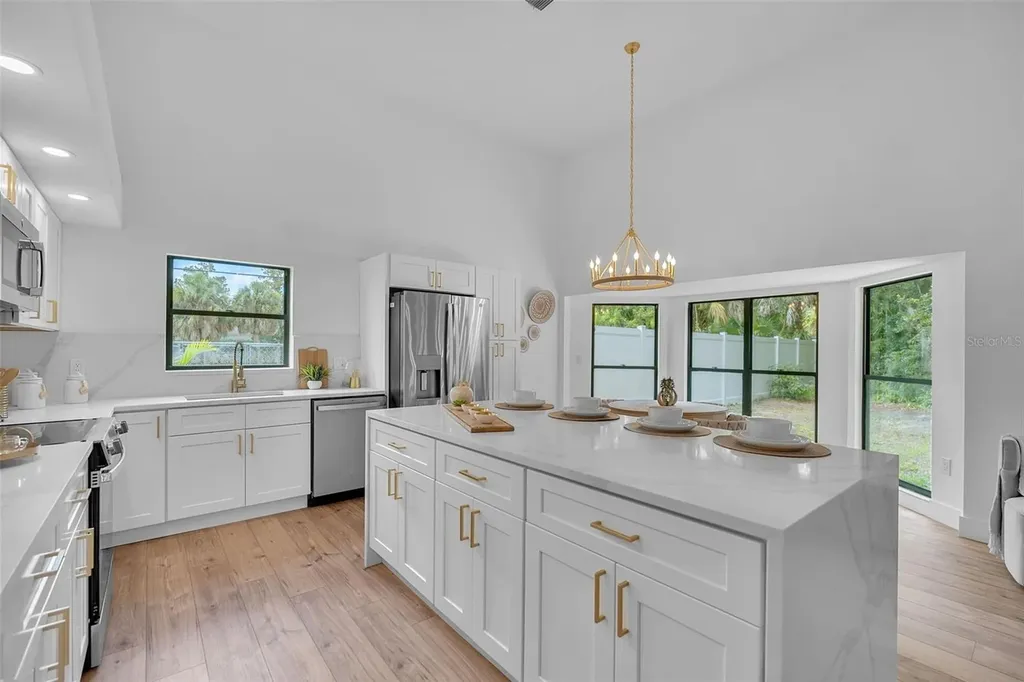1005 Greystone Lane Sarasota FL 34232