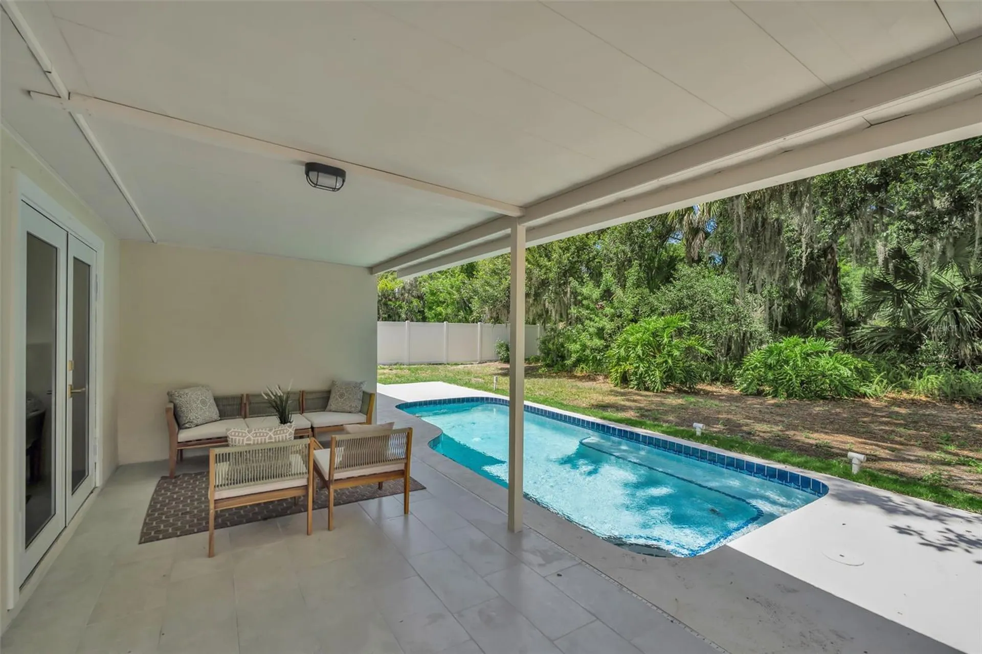 1005 Greystone Lane Sarasota FL 34232
