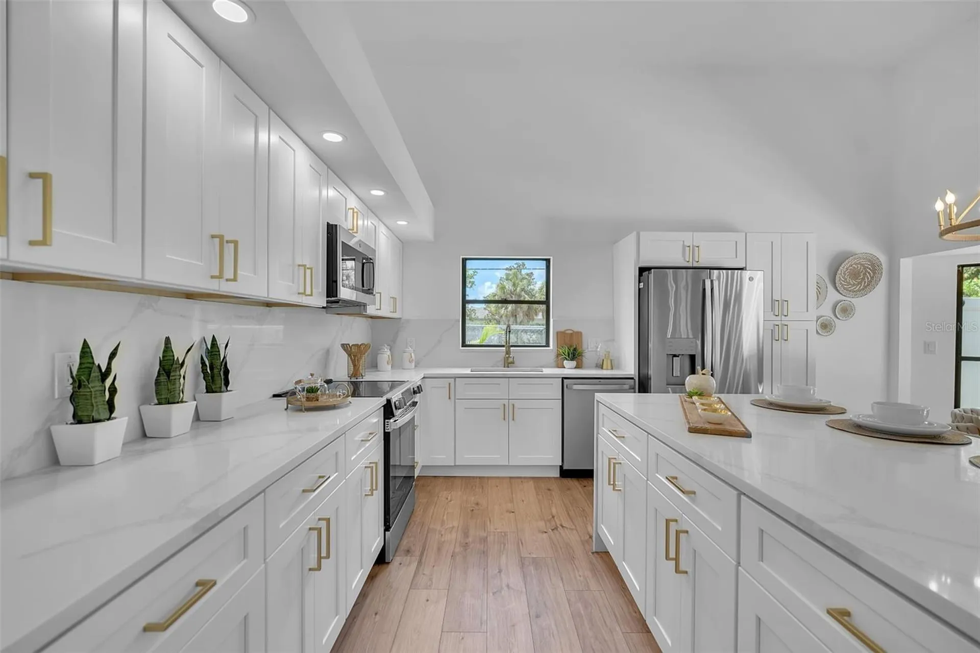 1005 Greystone Lane Sarasota FL 34232