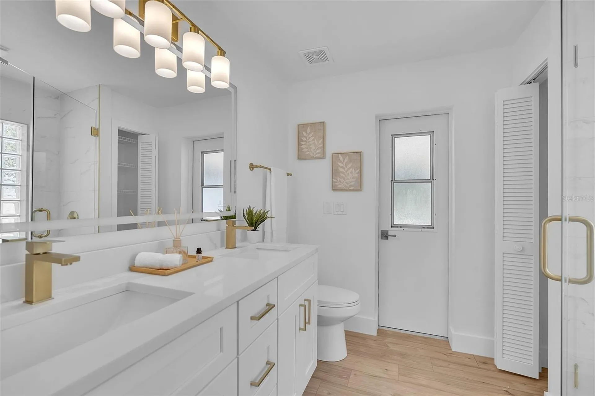 1005 Greystone Lane Sarasota FL 34232