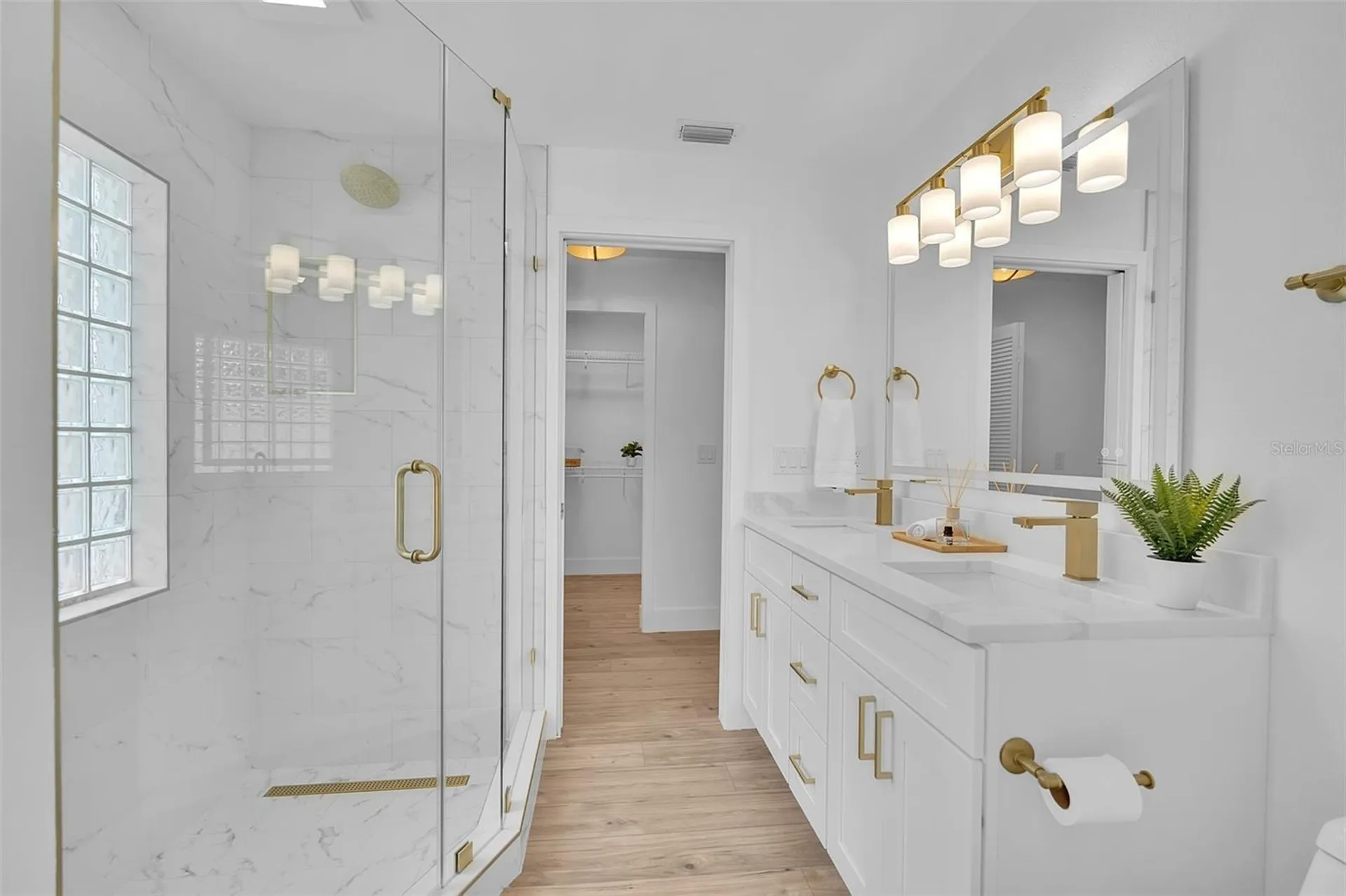 1005 Greystone Lane Sarasota FL 34232
