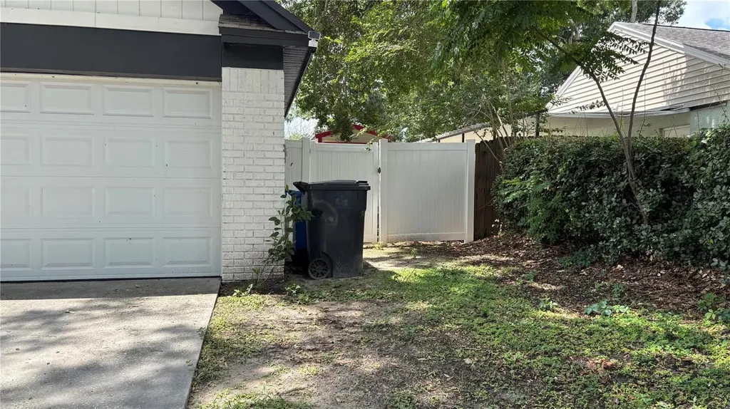 855 Sunridge Point Drive Seffner FL 33584