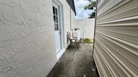 855 Sunridge Point Drive Seffner FL 33584