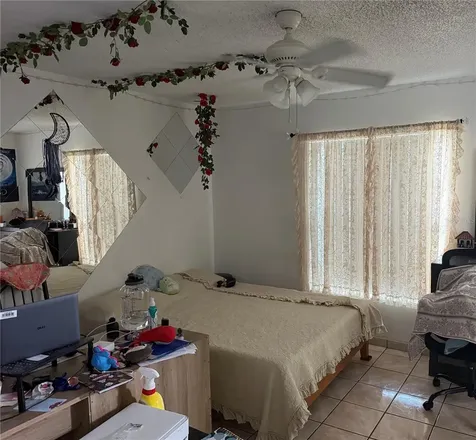 1127 Gardanne Court Kissimmee FL 34759