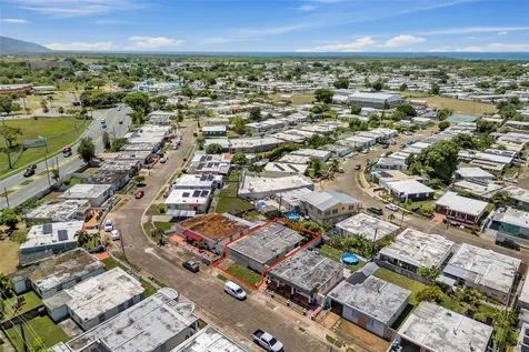 1-12 Y Arroyo PR 00714