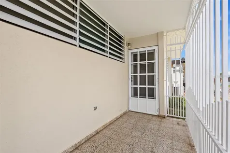 1-12 Y Arroyo PR 00714