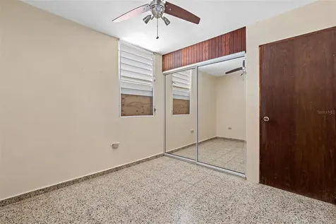 1-12 Y Arroyo PR 00714
