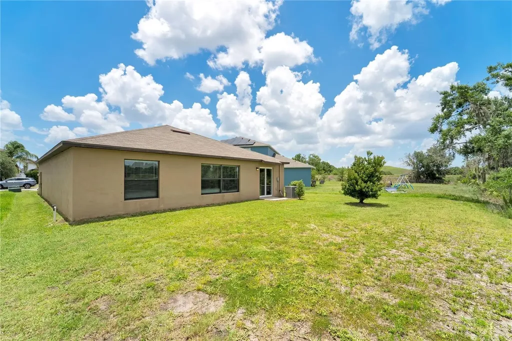 10116 Carloway Hills Drive Wimauma FL 33598