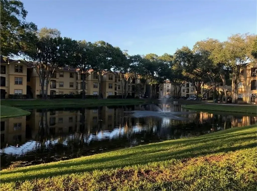 5602 Pinnacle Heights Circle Tampa FL 33624