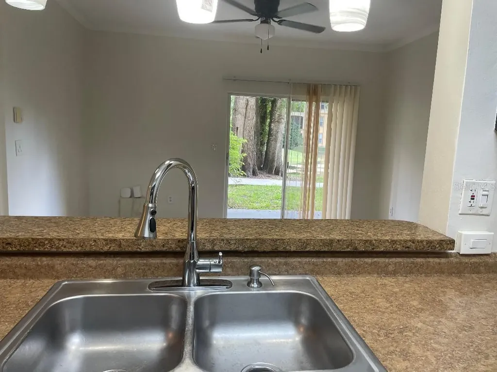 5602 Pinnacle Heights Circle Tampa FL 33624