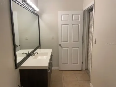 5602 Pinnacle Heights Circle Tampa FL 33624