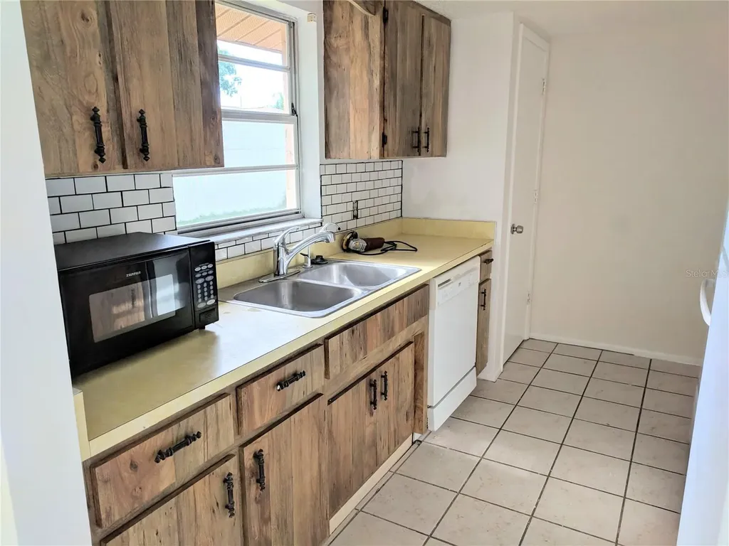 4224 Mercury Road Venice FL 34293